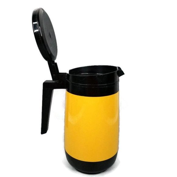 Rubbermaid Insulated Coffee Hot Tea Pitcher 3342 Mustard Black 30 Oz Vintage - Picture 6 of 11